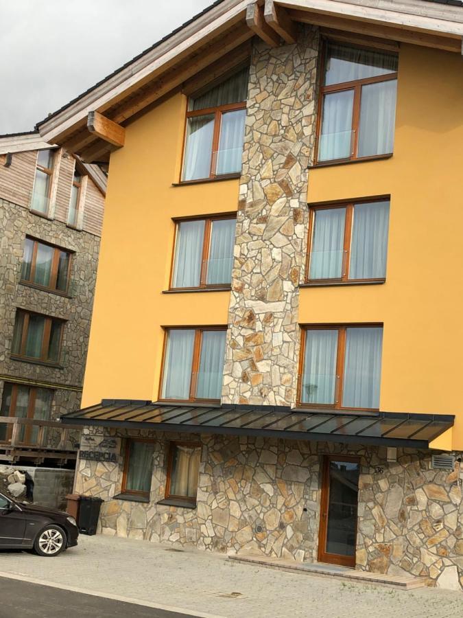 Apartman Jeleni Grun Jasna 迪马诺卡多林纳 外观 照片